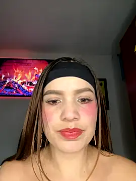 Snapshot of Jesydoll_1 chatting on November 17, 2025, 7:29 pm Jesydoll 1 online show from November 17, 2025, 7:29 pm