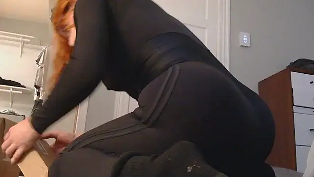 Snapshot of hungbottom603 chatting on January 11, 2026, 11:44 pm hungbottom603 online show from January 11, 2026, 11:44 pm