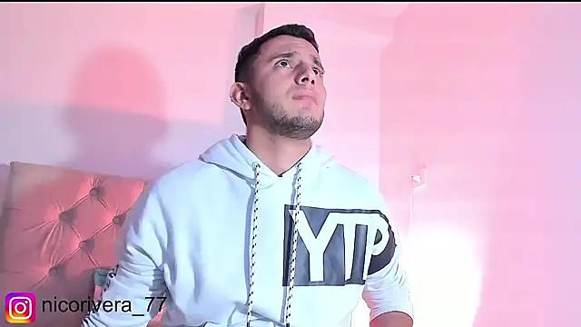 Snapshot of nico_rivera chatting on September 13, 2025, 1:38 am nico rivera online show from September 13, 2025, 1:38 am