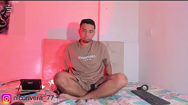 Snapshot of nico_rivera chatting on September 16, 2025, 3:24 pm nico rivera online show from September 16, 2025, 3:24 pm