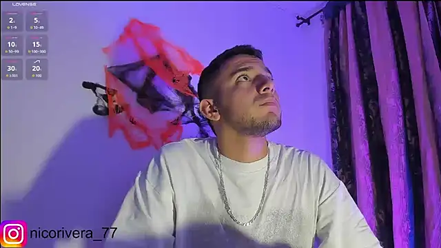 Snapshot of nico_rivera chatting on October 28, 2025, 12:11 am nico rivera online show from October 28, 2025, 12:11 am