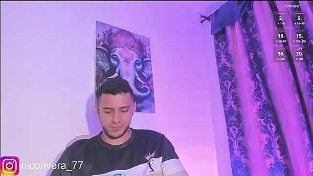 Snapshot of nico_rivera chatting on November 5, 2025, 2:36 am nico rivera online show from November 5, 2025, 2:36 am