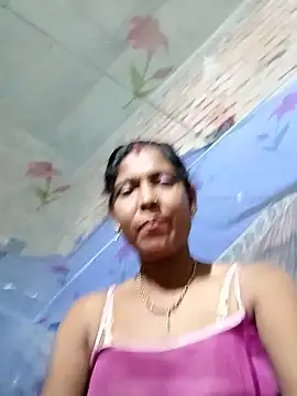 Snapshot of Savita992 chatting on May 30, 2026, 7:30 pm Savita992 online show from May 30, 2026, 7:30 pm