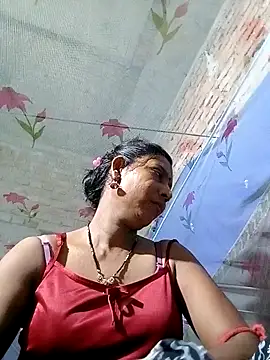 Snapshot of Savita992 chatting on April 18, 2026, 8:20 pm Savita992 online show from April 18, 2026, 8:20 pm