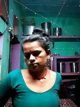 Snapshot of Gauri-Dhar chatting on November 5, 2025, 2:31 pm Gauri-Dhar online show from November 5, 2025, 2:31 pm