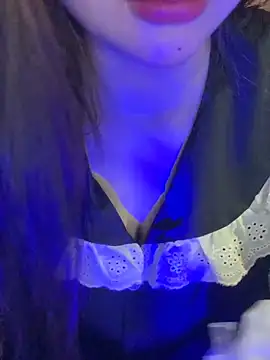 Linhtruong  online show from April 23, 2026, 1:23 am