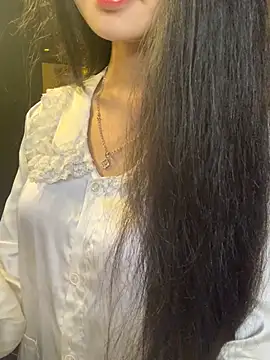 Snapshot of Nhinhi18 chatting on May 11, 2026, 2:45 pm Nhinhi18 online show from May 11, 2026, 2:45 pm