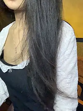 Snapshot of Nhinhi18 chatting on May 27, 2026, 3:19 pm Nhinhi18 online show from May 27, 2026, 3:19 pm