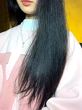 Snapshot of Nhinhi18 chatting on November 28, 2025, 3:12 pm Nhinhi18 online show from November 28, 2025, 3:12 pm