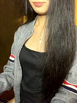 Snapshot of Nhinhi18 chatting on November 13, 2025, 4:11 pm Nhinhi18 online show from November 13, 2025, 4:11 pm