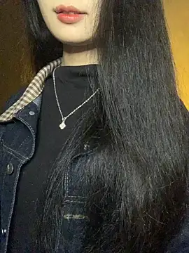 Snapshot of Nhinhi18 chatting on December 18, 2025, 3:16 pm Nhinhi18 online show from December 18, 2025, 3:16 pm