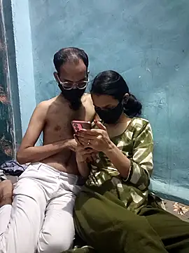 ursumita online show from October 29, 2025, 7:13 pm