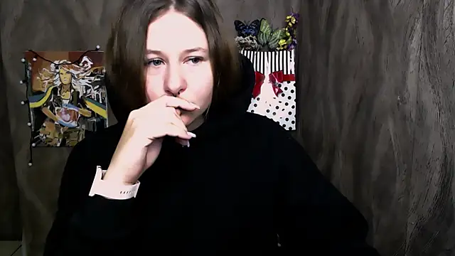 Snapshot of Linda_S_ chatting on September 25, 2025, 9:15 am Linda S  online show from September 25, 2025, 9:15 am