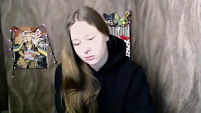 Snapshot of Linda_S_ chatting on October 2, 2025, 9:34 am Linda S  online show from October 2, 2025, 9:34 am