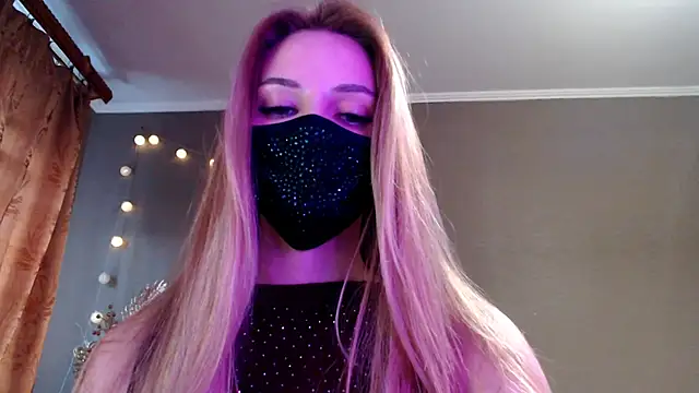 Snapshot of Iris_lave chatting on May 6, 2026, 4:55 pm Iris lave online show from May 6, 2026, 4:55 pm