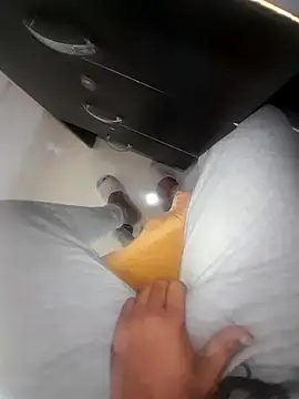 Snapshot of hackyourpussy@xh chatting on December 2, 2025, 3:07 am hackyourpussyxh online show from December 2, 2025, 3:07 am