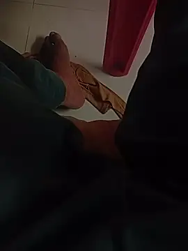 hackyourpussyxh online show from October 25, 2025, 12:39 pm