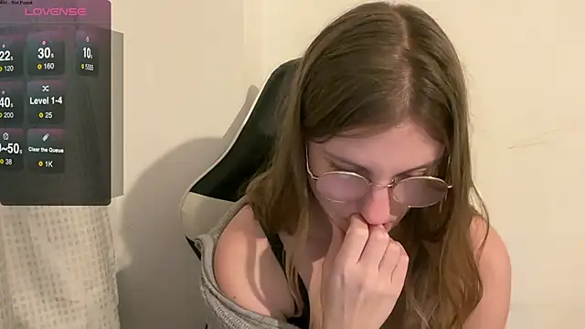 Snapshot of BustyKellyXXX chatting on January 17, 2026, 8:01 pm BustyKellyXXX online show from January 17, 2026, 8:01 pm