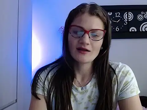 Snapshot of Camila-ventura chatting on September 30, 2025, 6:47 pm Camila-ventura online show from September 30, 2025, 6:47 pm