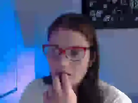 Snapshot of Camila-ventura chatting on November 19, 2025, 9:15 pm Camila-ventura online show from November 19, 2025, 9:15 pm