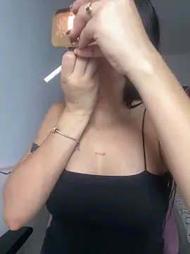 lucy grey25 online show from February 3, 2026, 3:39 pm