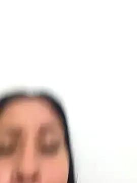 lucy grey25 online show from November 3, 2025, 4:21 pm