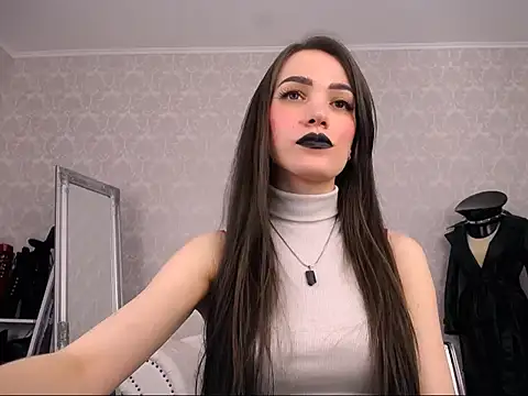 AlienaMoore online show from September 12, 2025, 4:29 pm