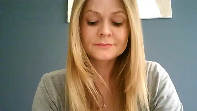 Ginger-bb online show from March 6, 2026, 7:47 am