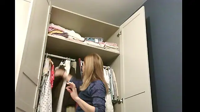 Snapshot of Ginger-bb chatting on December 15, 2025, 7:36 am Ginger-bb online show from December 15, 2025, 7:36 am