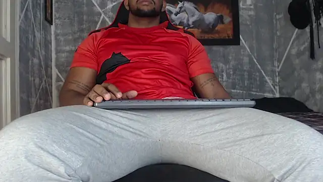 big blackmen19 online show from October 2, 2025, 1:03 pm