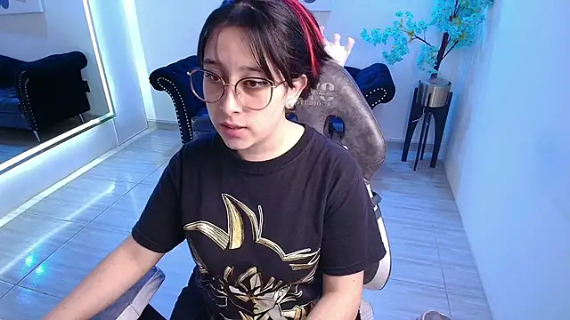 Snapshot of Tarly_matches chatting on October 19, 2025, 11:46 am Tarly matches online show from October 19, 2025, 11:46 am