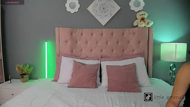 Joe And Emma online show from October 21, 2025, 7:13 pm