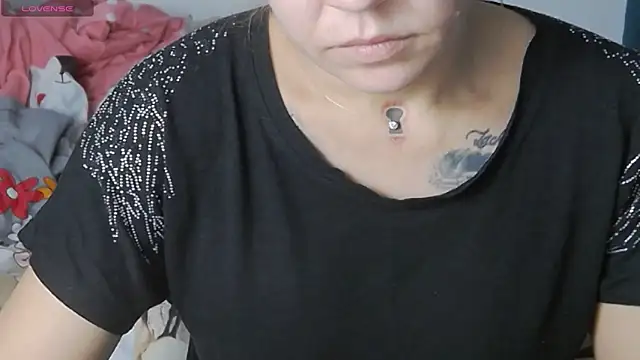 Snapshot of KatyNolann chatting on October 17, 2025, 7:11 am KatyNolann online show from October 17, 2025, 7:11 am
