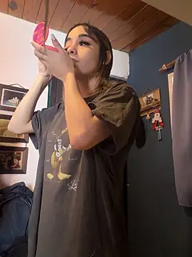 Snapshot of Babylovetiernax chatting on November 5, 2025, 3:59 pm Babylovetiernax online show from November 5, 2025, 3:59 pm