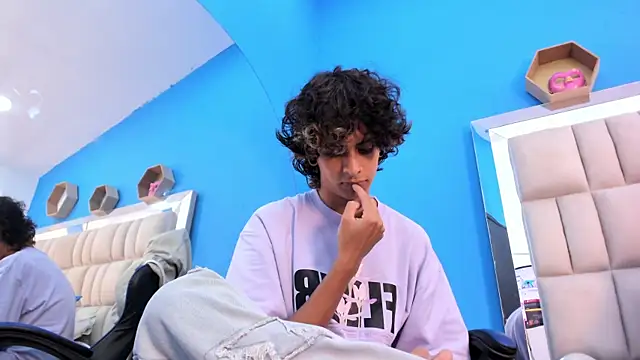 Snapshot of Ibratxandy chatting on October 12, 2025, 12:17 pm Ibratxandy online show from October 12, 2025, 12:17 pm