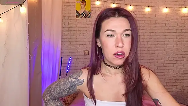 ReginaFoXXXy online show from January 8, 2026, 12:00 pm