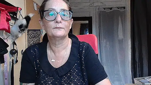 Snapshot of Mistress-Ivy51 chatting on October 19, 2025, 7:44 am Mistress-Ivy51 online show from October 19, 2025, 7:44 am