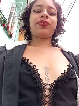 Snapshot of Tendercouple1 chatting on December 3, 2025, 2:38 pm Tendercouple1 online show from December 3, 2025, 2:38 pm