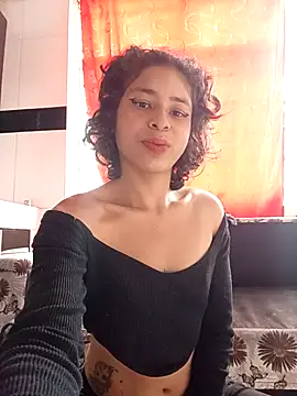 Snapshot of Tendercouple1 chatting on October 26, 2025, 7:03 pm Tendercouple1 online show from October 26, 2025, 7:03 pm