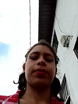 Snapshot of Tendercouple1 chatting on September 19, 2025, 6:34 pm Tendercouple1 online show from September 19, 2025, 6:34 pm