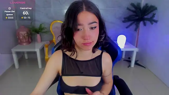 Snapshot of venuss09_s chatting on November 13, 2025, 2:54 pm venuss09 s online show from November 13, 2025, 2:54 pm