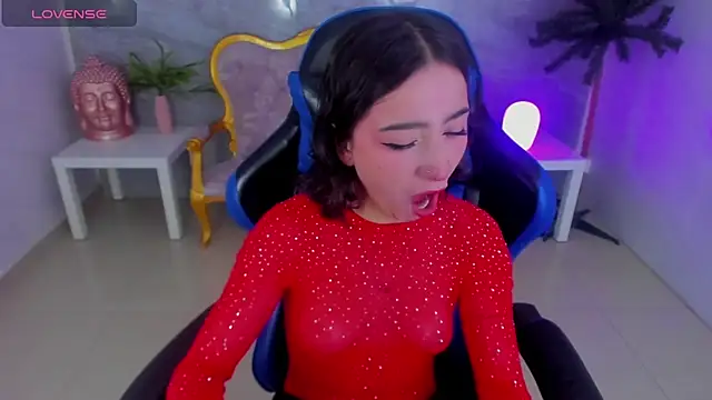 Snapshot of venuss09_s chatting on November 12, 2025, 1:48 pm venuss09 s online show from November 12, 2025, 1:48 pm