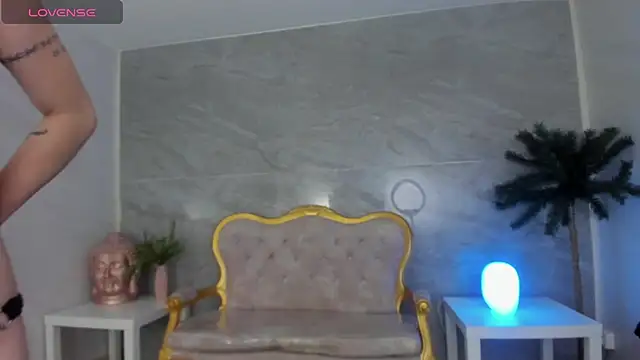 Snapshot of venuss09_s chatting on November 9, 2025, 1:42 am venuss09 s online show from November 9, 2025, 1:42 am