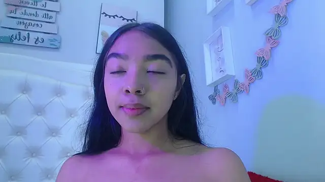 Snapshot of pocahontamoon chatting on September 18, 2025, 1:14 pm pocahontamoon online show from September 18, 2025, 1:14 pm