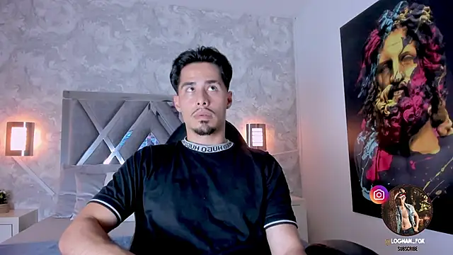 loghan fox online show from October 31, 2025, 4:09 am