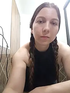Snapshot of Arianna_Moss chatting on October 7, 2025, 2:34 am Arianna Moss online show from October 7, 2025, 2:34 am