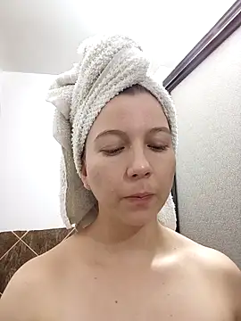 Snapshot of Arianna_Moss chatting on September 24, 2025, 6:03 pm Arianna Moss online show from September 24, 2025, 6:03 pm