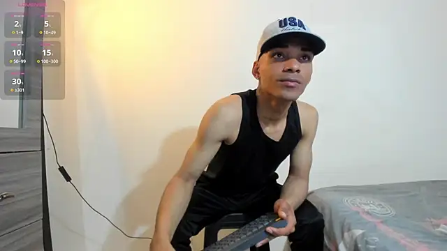 Snapshot of kenan_2601 chatting on October 30, 2025, 6:49 pm kenan 2601 online show from October 30, 2025, 6:49 pm