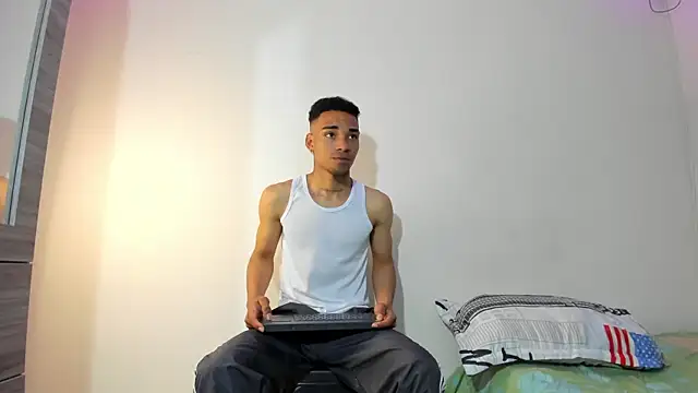 Snapshot of kenan_2601 chatting on November 12, 2025, 8:01 pm kenan 2601 online show from November 12, 2025, 8:01 pm