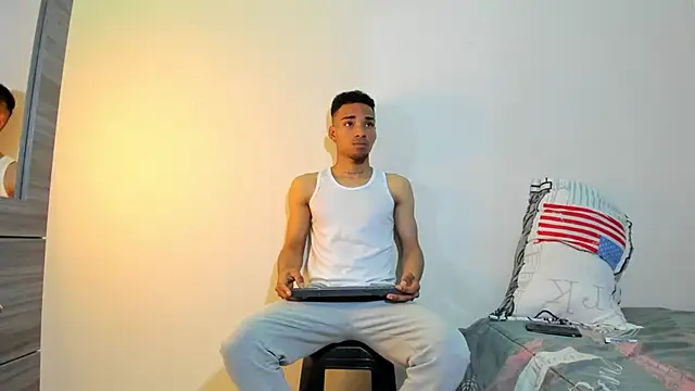 Snapshot of kenan_2601 chatting on November 15, 2025, 7:51 pm kenan 2601 online show from November 15, 2025, 7:51 pm